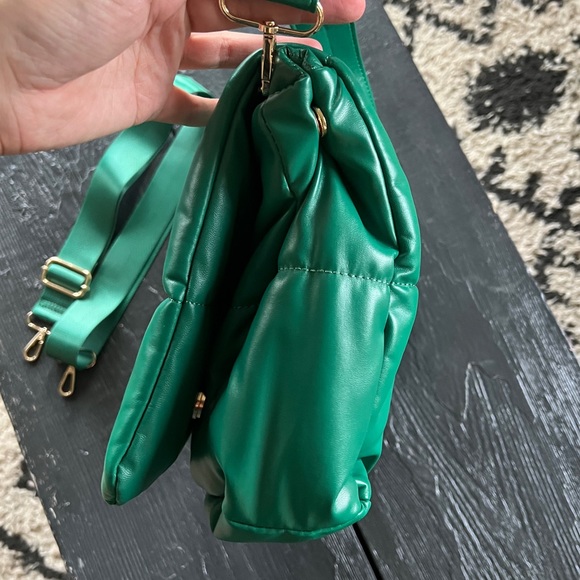 Anthropologie Kelly Green Faux Leather Quilted Pillow Purse Crossbody - Picture 6 of 16